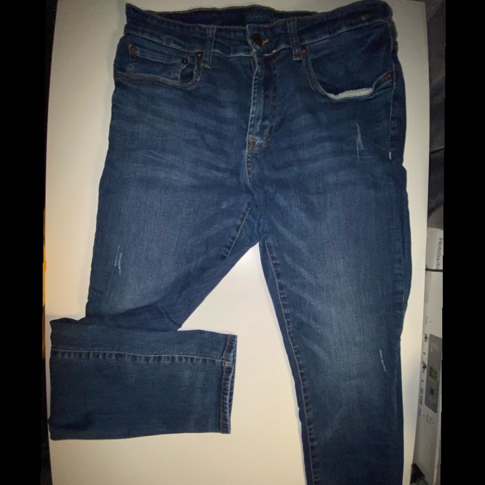 Aeropostale male skinny jeans (size 32x30)